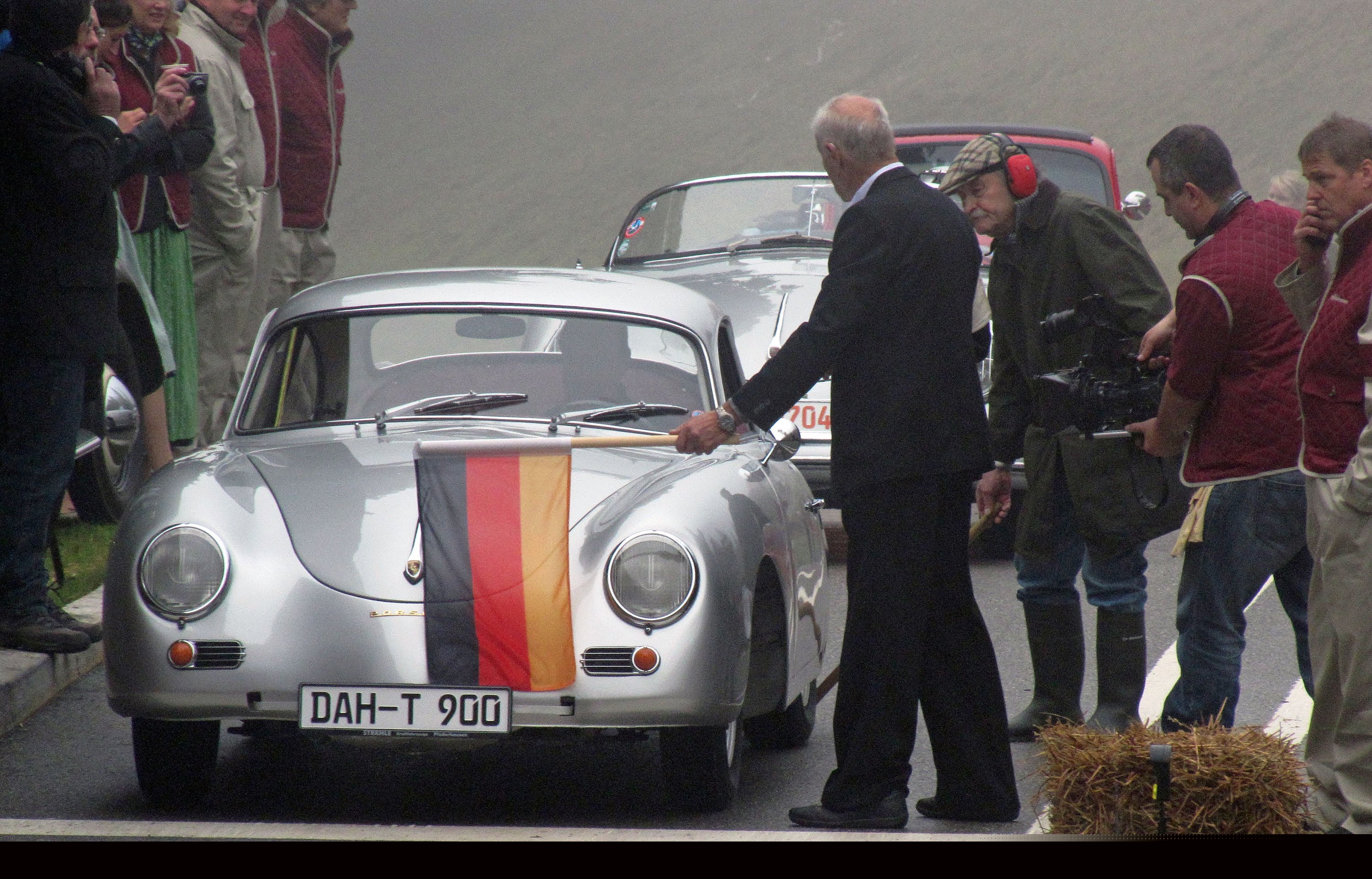 Rossfeldrennen 2013 1/8 - Oldtimer Bergrennen - Autos 1 - 25