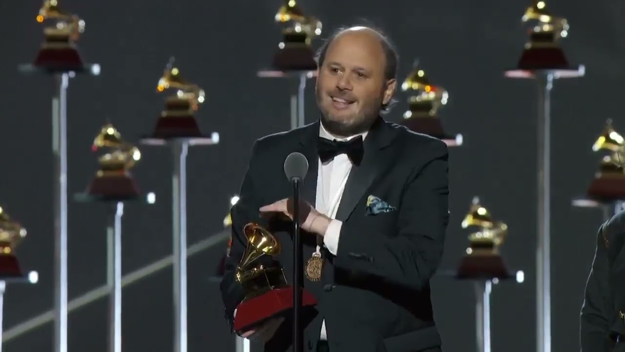 GUSTAVO CASENAVE RECEIVES HIS GRAMMY FOR BEST INSTRUMENTAL ALBUM (2019)