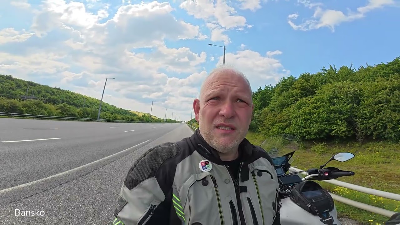 1700km najednou.