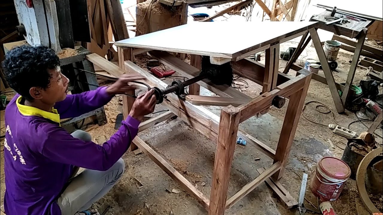 membuat meja gergaji kayu