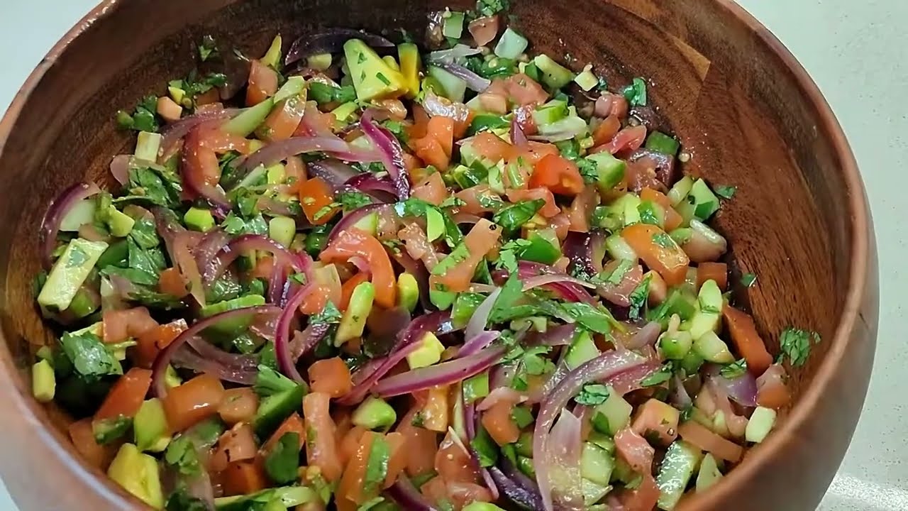 Kenyan Food | How To Make Kenyan Kachumbari Salad Recipe