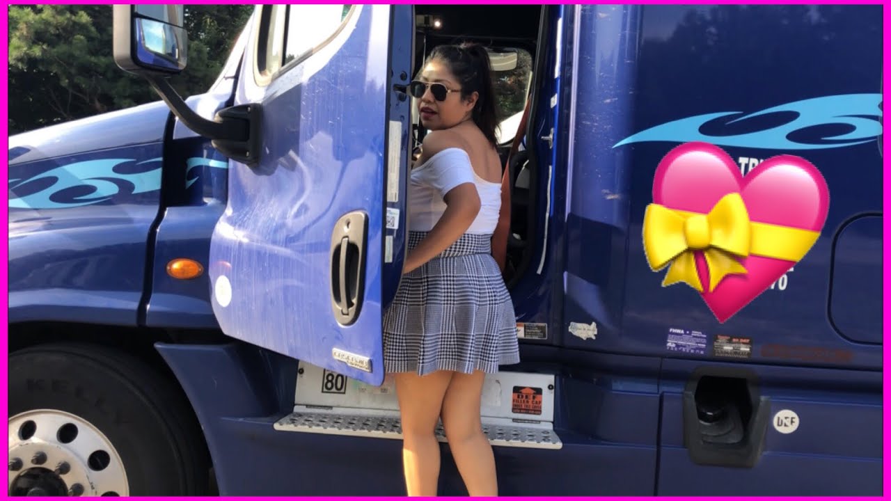 DEYSI MANEJANDO TRAILER TRABAJANDO EN MI CUMPLEA&Ntilde;OS