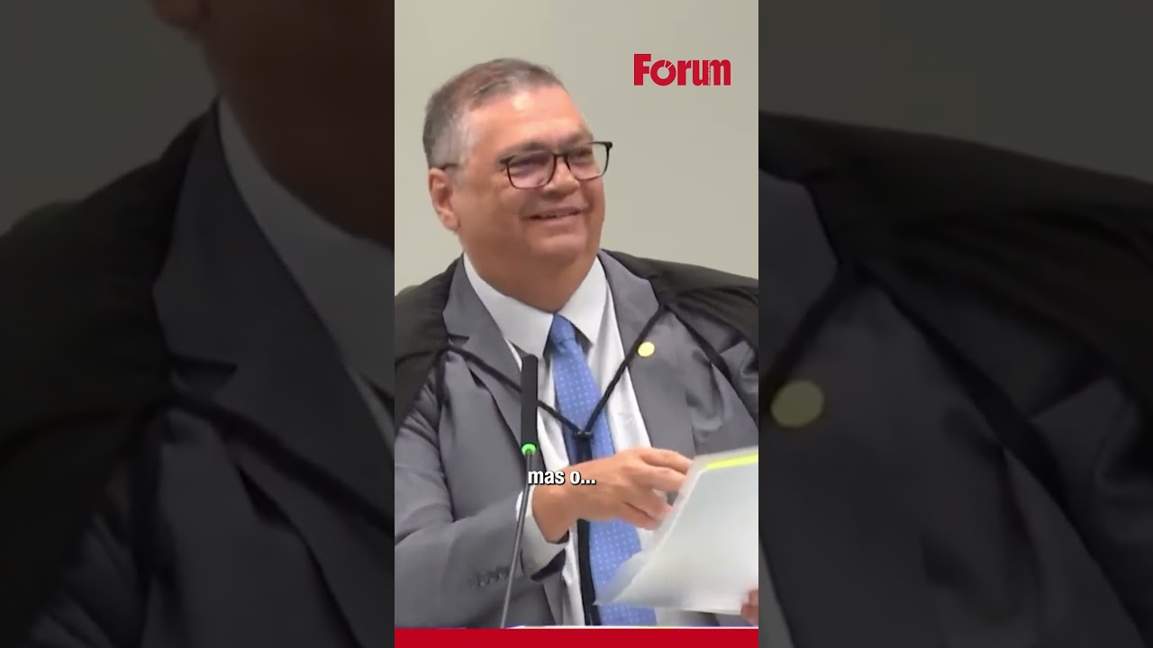 Fl&aacute;vio Dino viraliza ao fazer piada com foto de advogado no STF