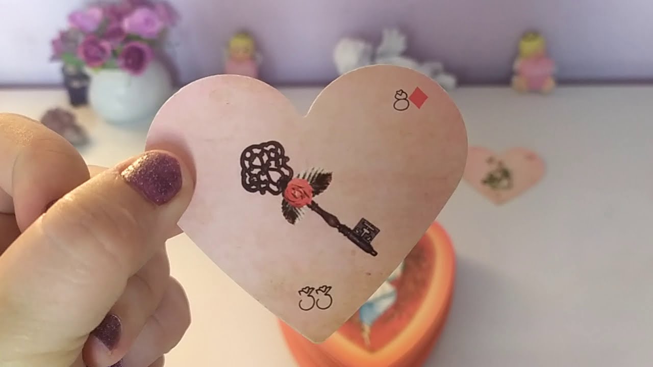 O que se passa no coração dele (a) por mim e na vida sentimental?