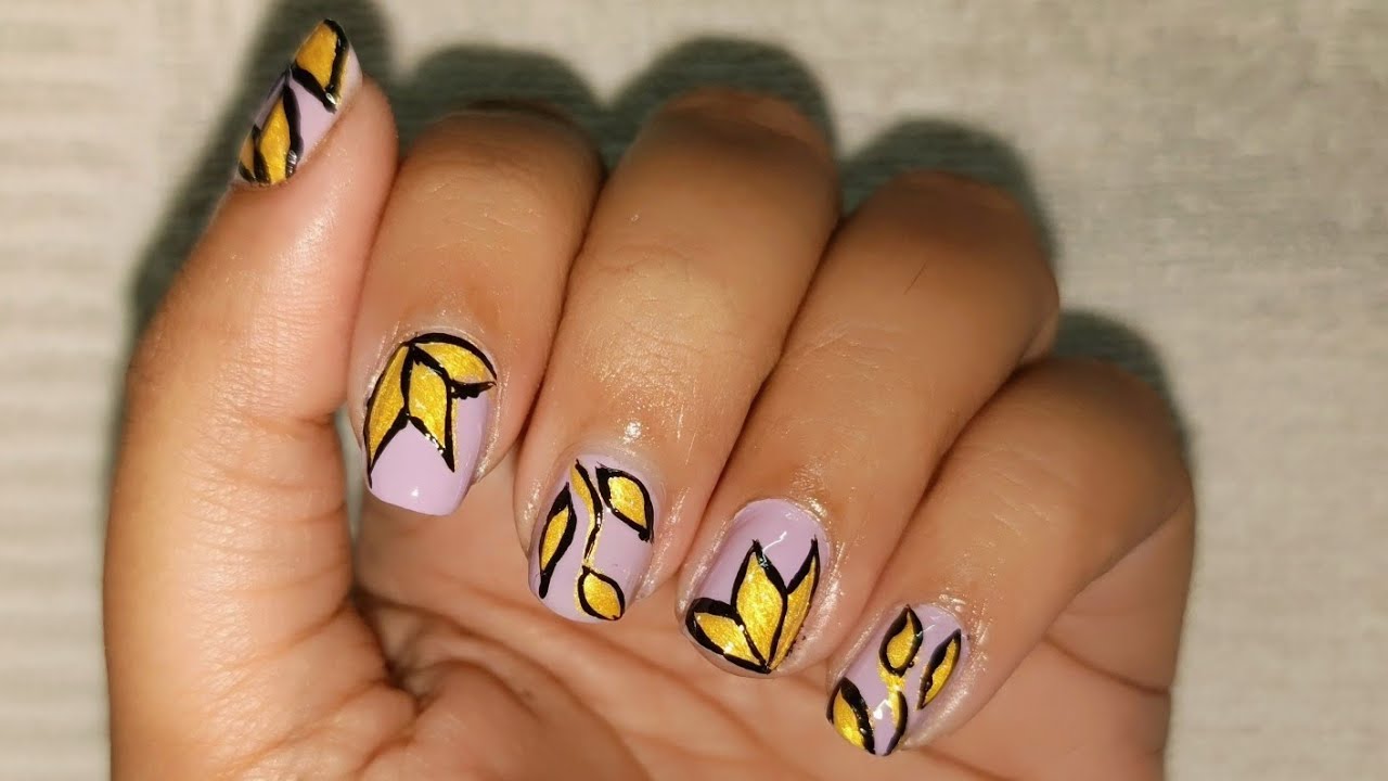 Step-by-Step Tutorial: Lavender and Metallic Gold Leaf Nail Art 💜✨💅