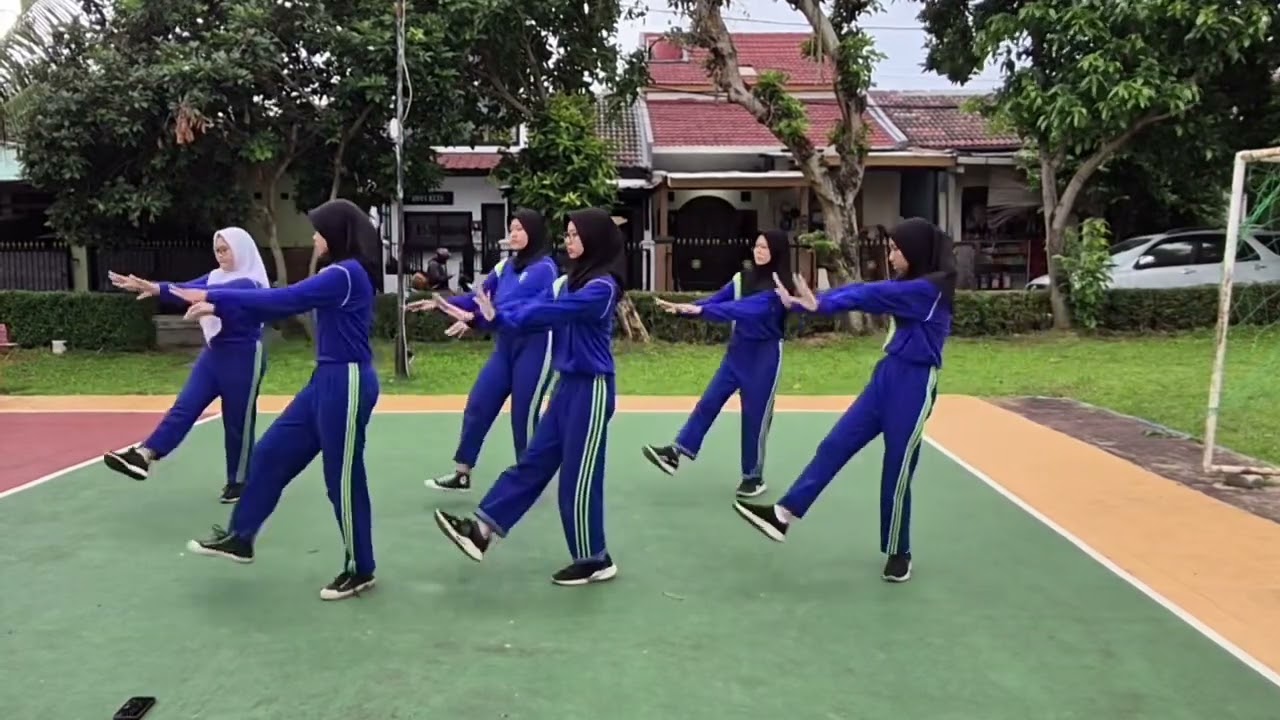 Senam Kreasi Kaka Main Salah
