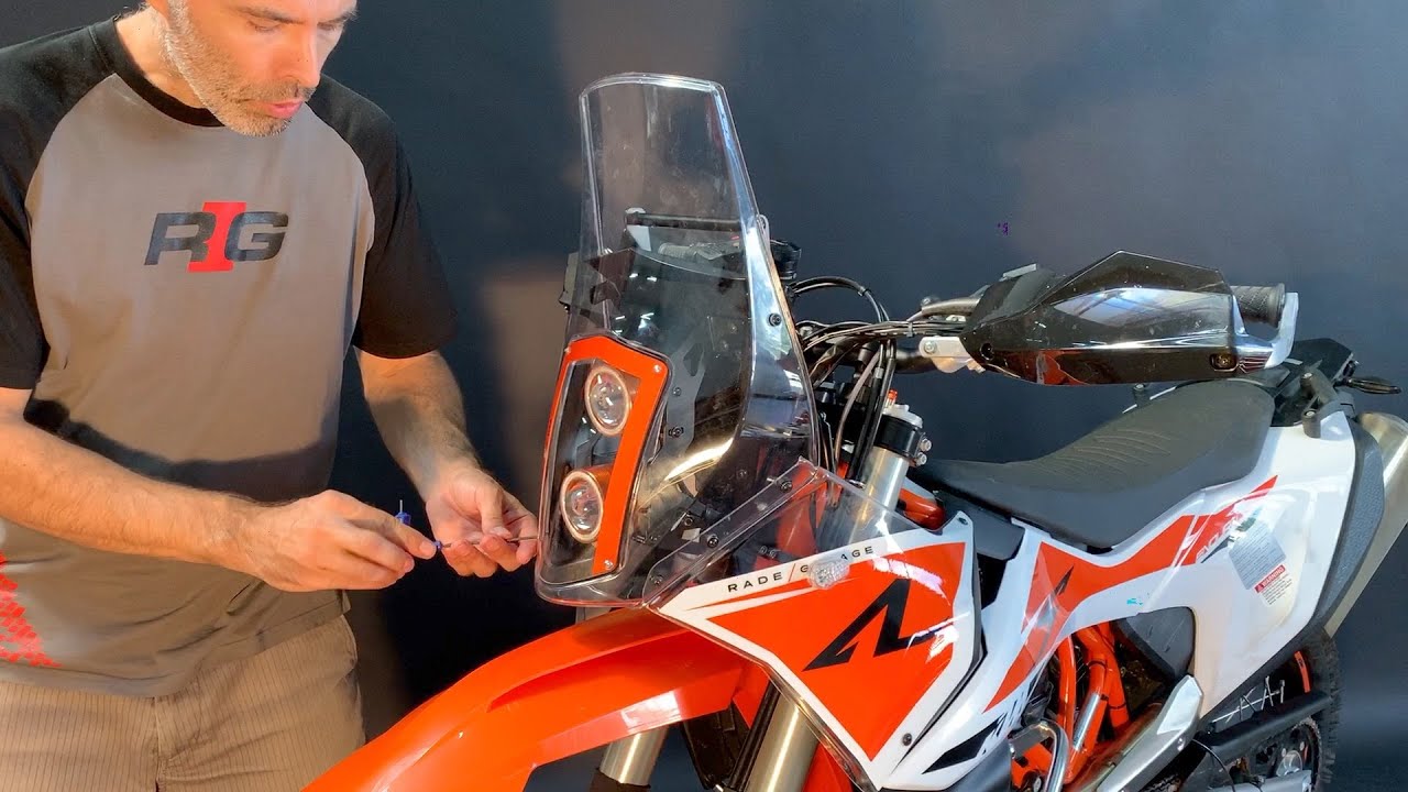 KTM 690 K4 fairing installation RADE/GARAGE