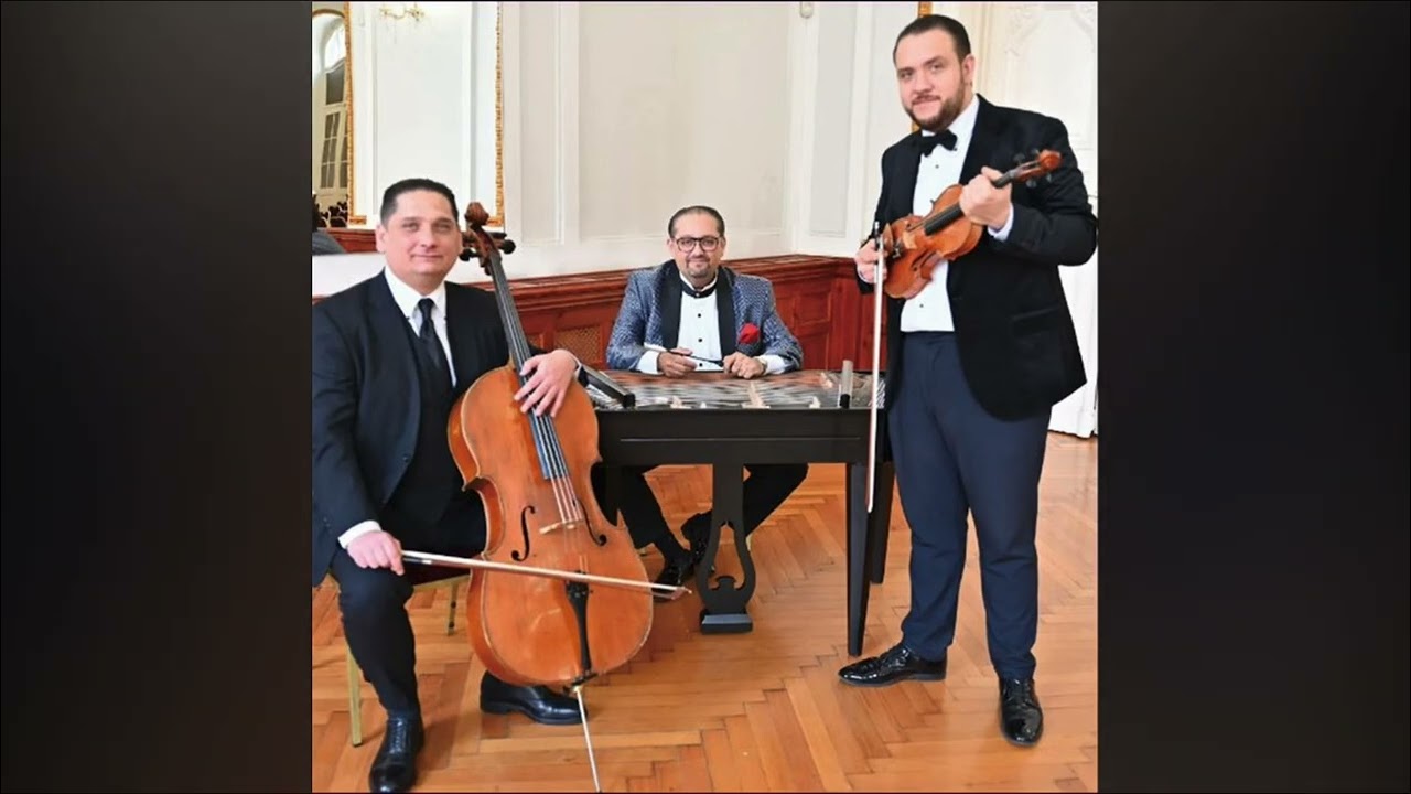 Csárdás–Monti:Kovács Károly (cselló)Vadász Károly (cimbalom) Salasovics Norbert(hegedű)