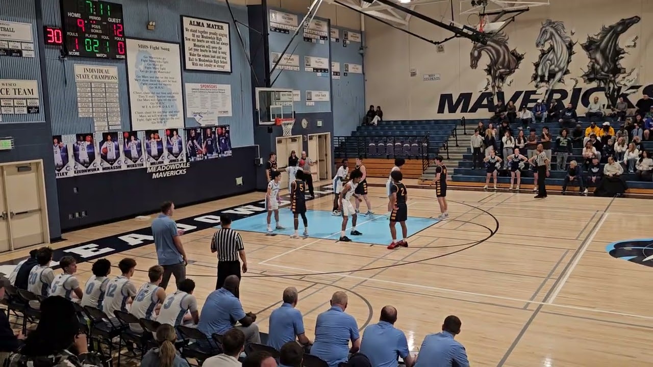 Meadowdale vs Everett varsity 