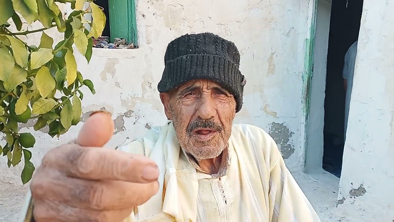 آخر تسجيل مع الراحل إمام أقدم المساجد بمنطقة بوحمزة ببني بوغافر جماعة إعزانن ، اللهم ارحمه واغفر له