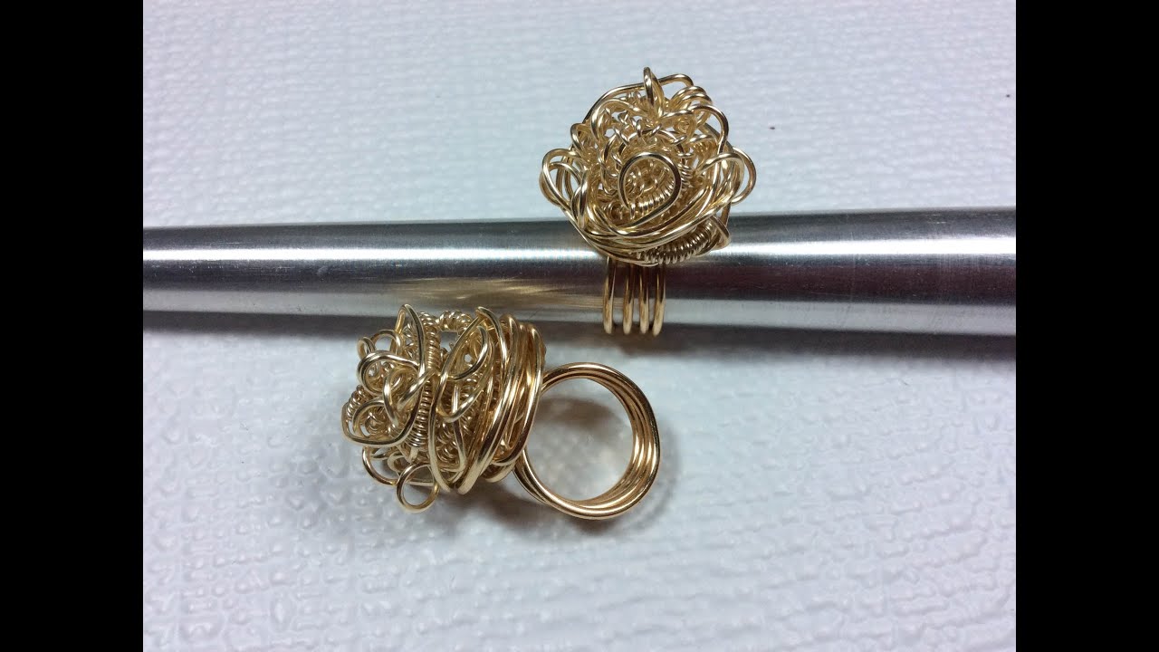 Anillo en Alambrismo
