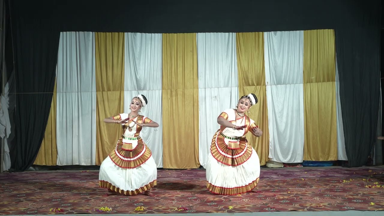 Mohiniyattam Cholkettu
