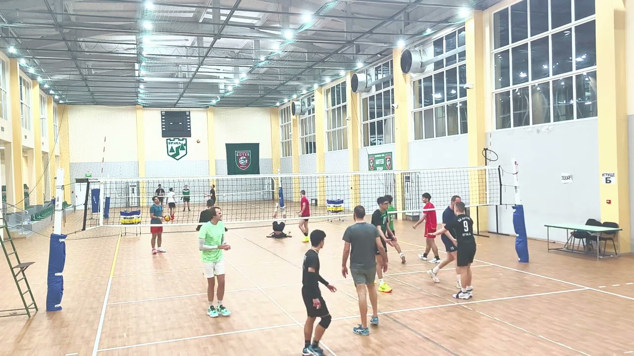 Тренировка с тренера и приятели