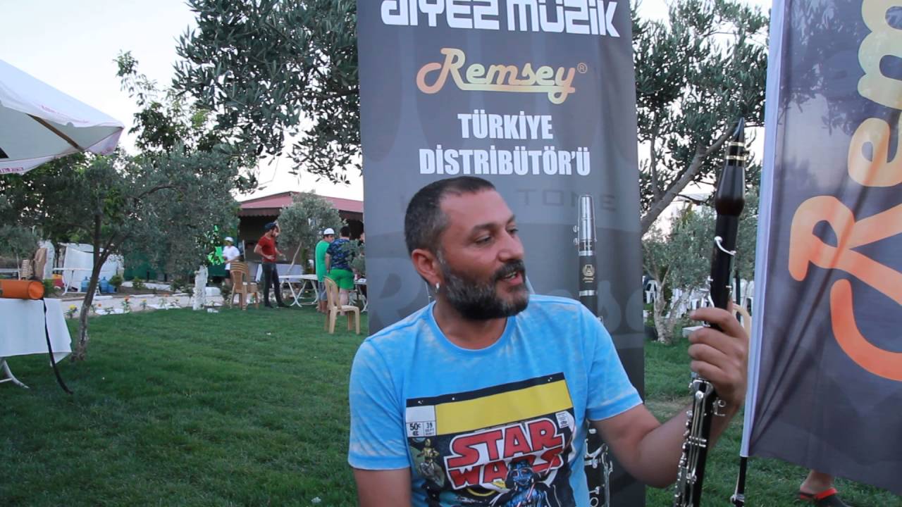 Hüsnü ŞENLENDİRİCİ Remsey Mavi Balina