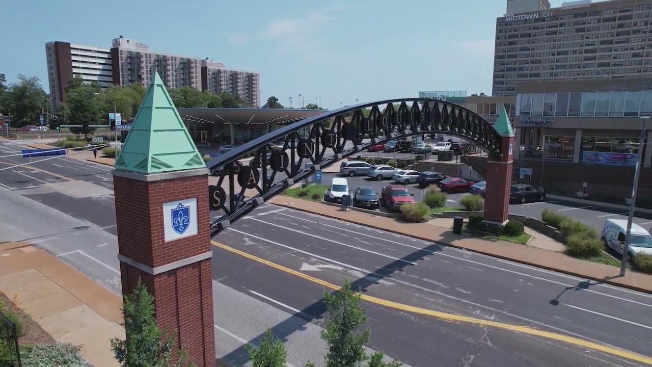 SLU student left out of dual-degree program after confusing acceptance letter