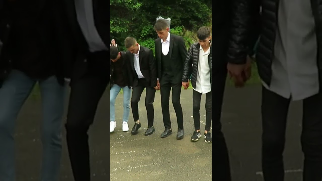 Beyaz g&ouml;mleklilerden dik horon show Kemen&ccedil;e: Savaş ARSLAN #tonya #horon #dikhoron # savaşarslan