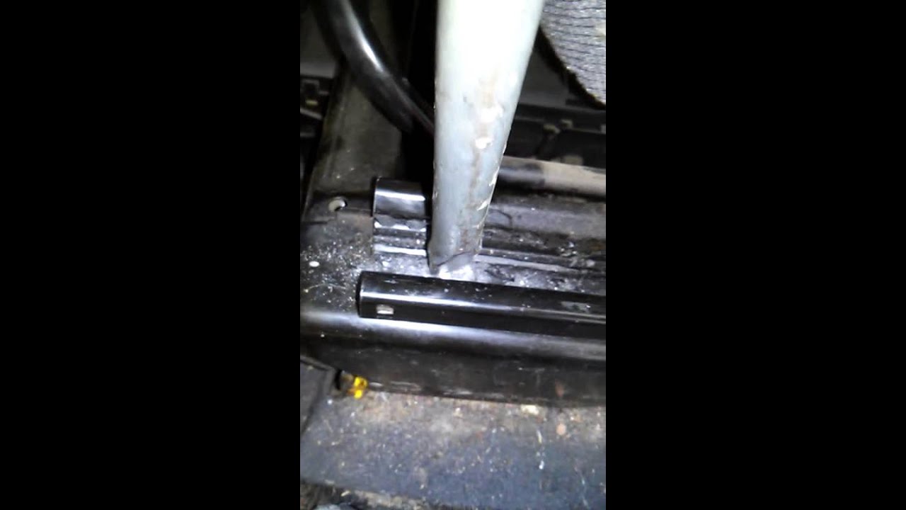 soltando banco GM corsa com parafuso tork espantad