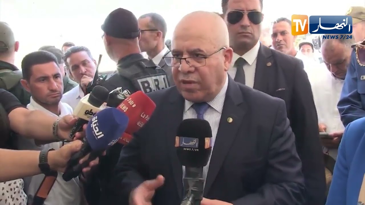 سكيكدة : وزير الفلاحة يشرف على انطلاق موسم الحصاد والدرس وهذا ما قاله
