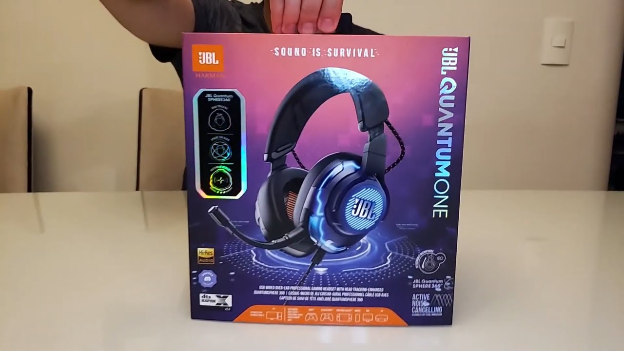 JBL Quantum One Unboxing e Análise (Teste de Microfone, RGB e Quantum Engine)