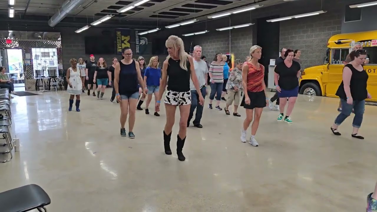 Game On beginner  line dance
