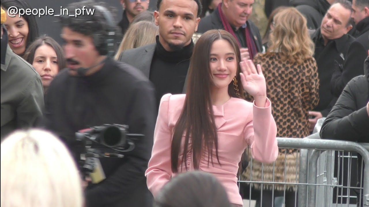 Freen Sarocha Chamkimha ฟรีน - Valentino Haute Couture show in Paris - 28.01.2026