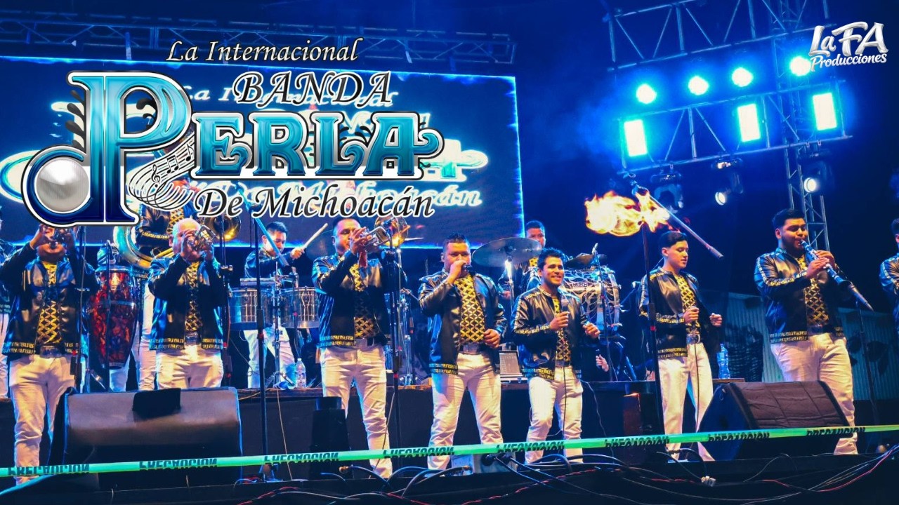 El Vuelo del Abejorro con  Banda Perla de Michoacan