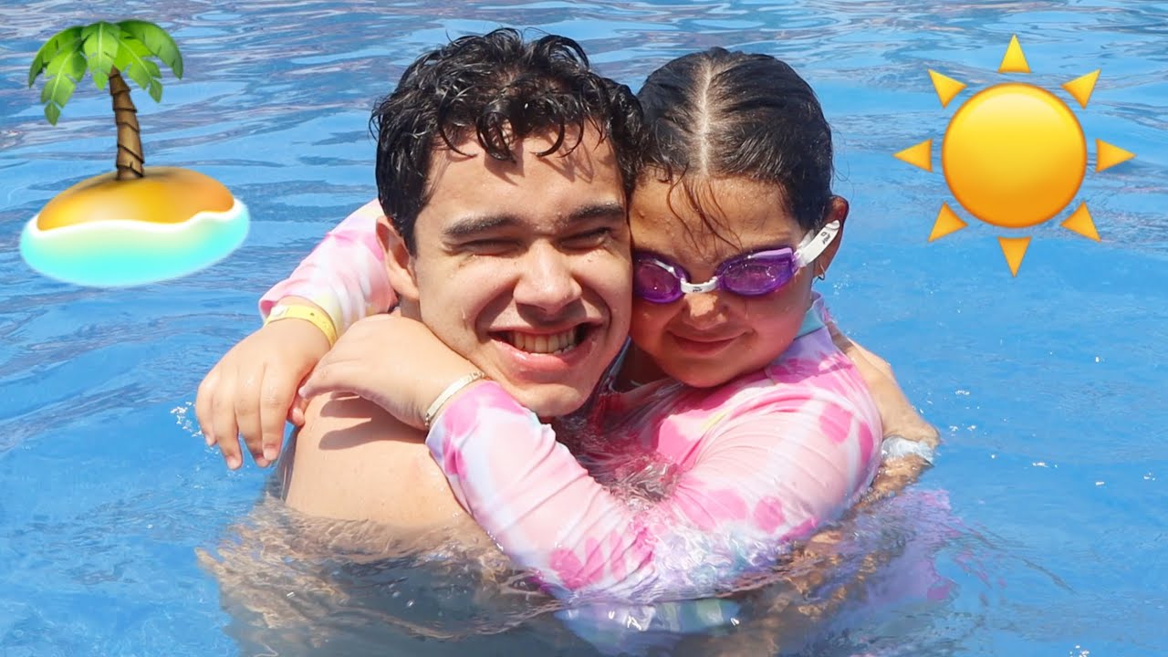 I TOOK MY FAMILY TO THE BEACH!!