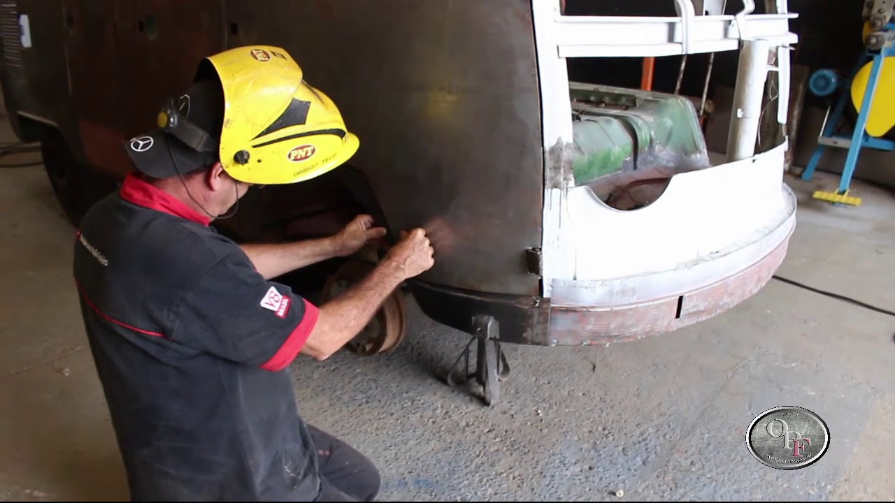 KOMBI 6 PORTAS - PARALAMAS INSTALADOS!!!