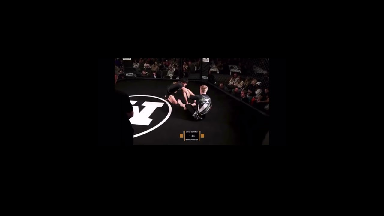 Undefeated MMA fighter vs High Level Jiu Jitsu Competitor 