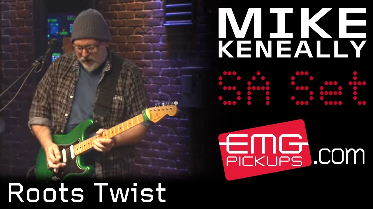Mike Keneally plays 