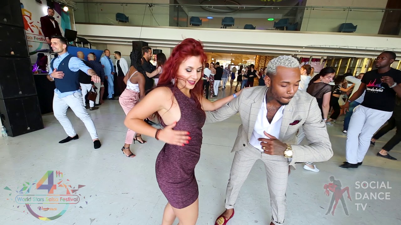 Yoandy Villaurrutia & Sara Milan - Salsa social dancing | 4th World Stars Salsa Festival