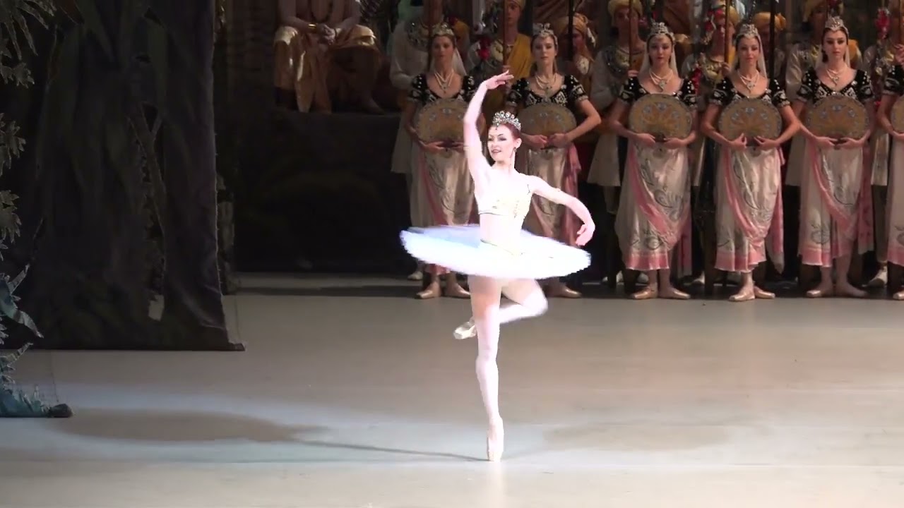 Elena Yevseyeva (Mariinsky Ballet) Gamzatti, La Bayadere   Елена Евсеева: Гамзатти в «Баядерке»