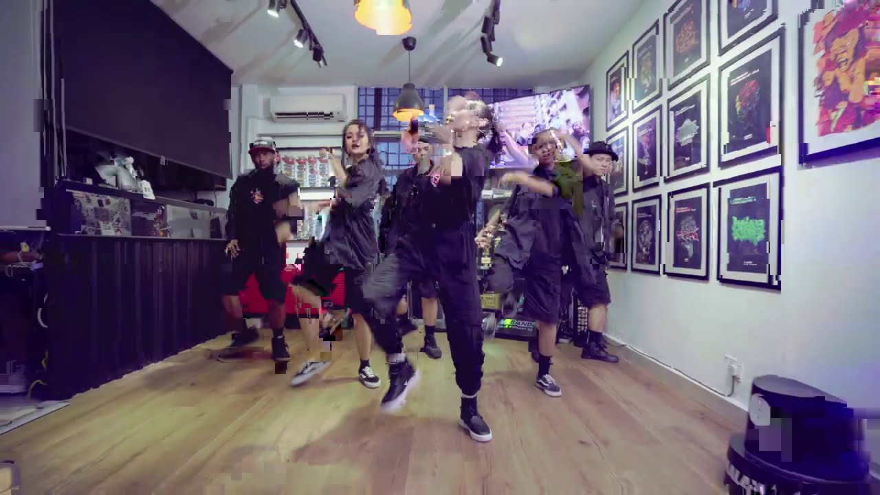 Ngam Dance Video feat Budak Ngam!