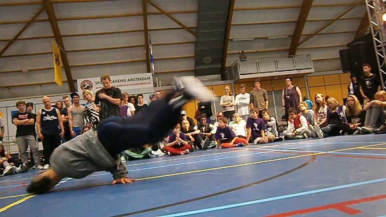 Sandro Plaino a.k.a. Stee (Fat Sandro) vs Ales (Slovenia) @ IDO championship, Amsterdam