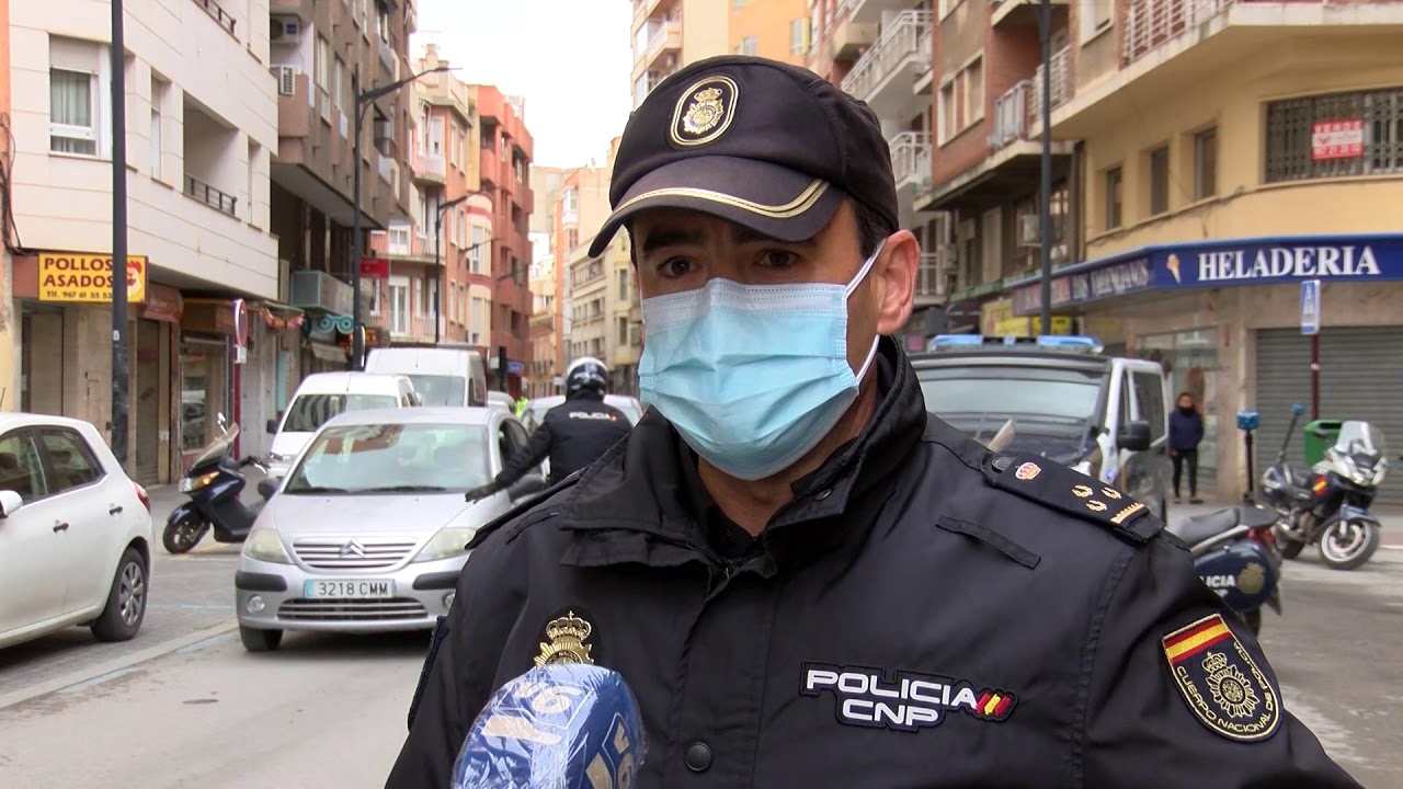 La Policía Nacional patrulla Albacete: 