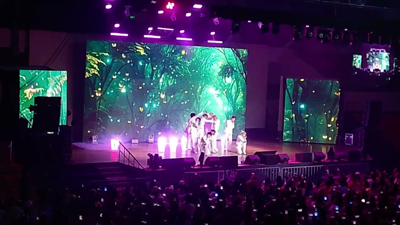 Pinocchio by: AHOF [Full performance During Fanmeet in Cebu]
