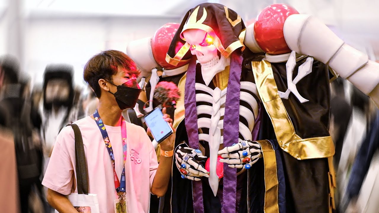 Best Costume in Indonesia! Wawancara Cosplayer Terbaik di Comifuro (Overlord Ainz Sama)