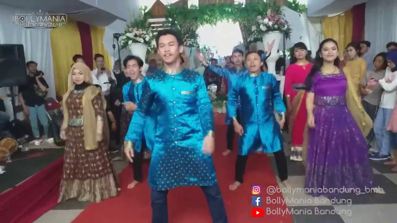 Resepsi pernikahan tambah meriah dengan tarian india dari BollyMania bandung