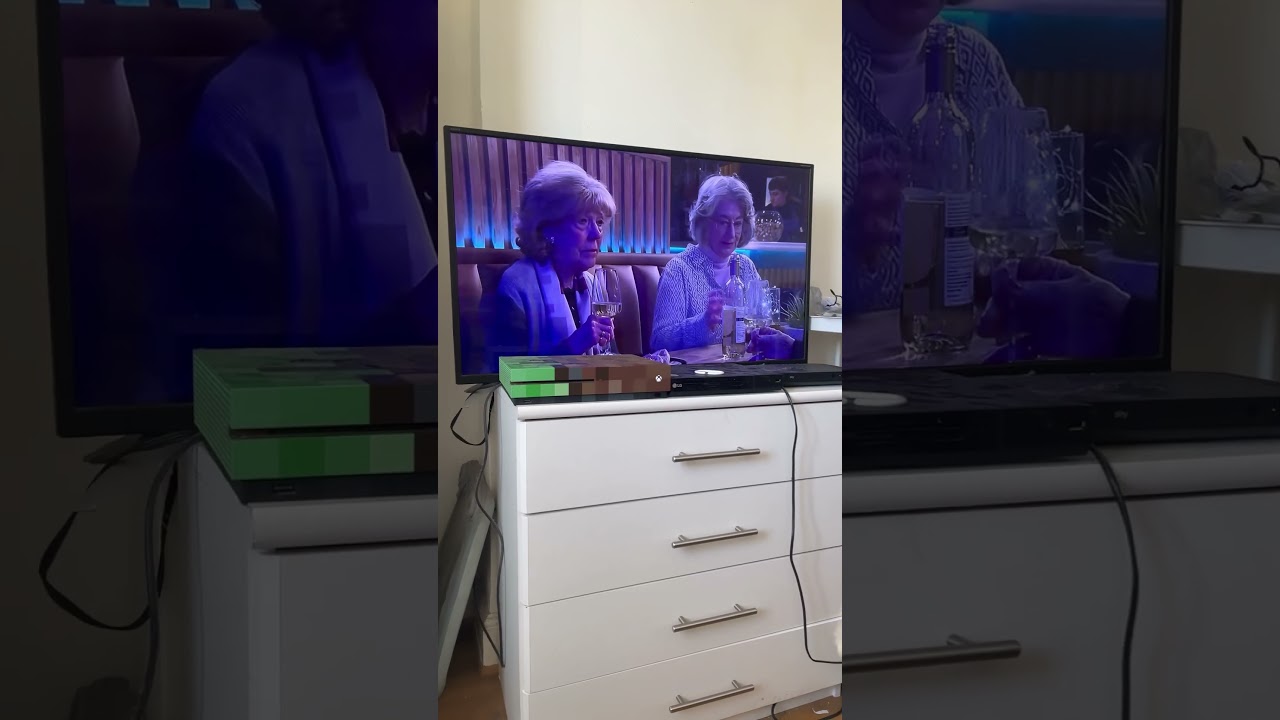 Coronation Street Rita Sullivan, Audrey Roberts & Evelyn Plummer all have drinks together