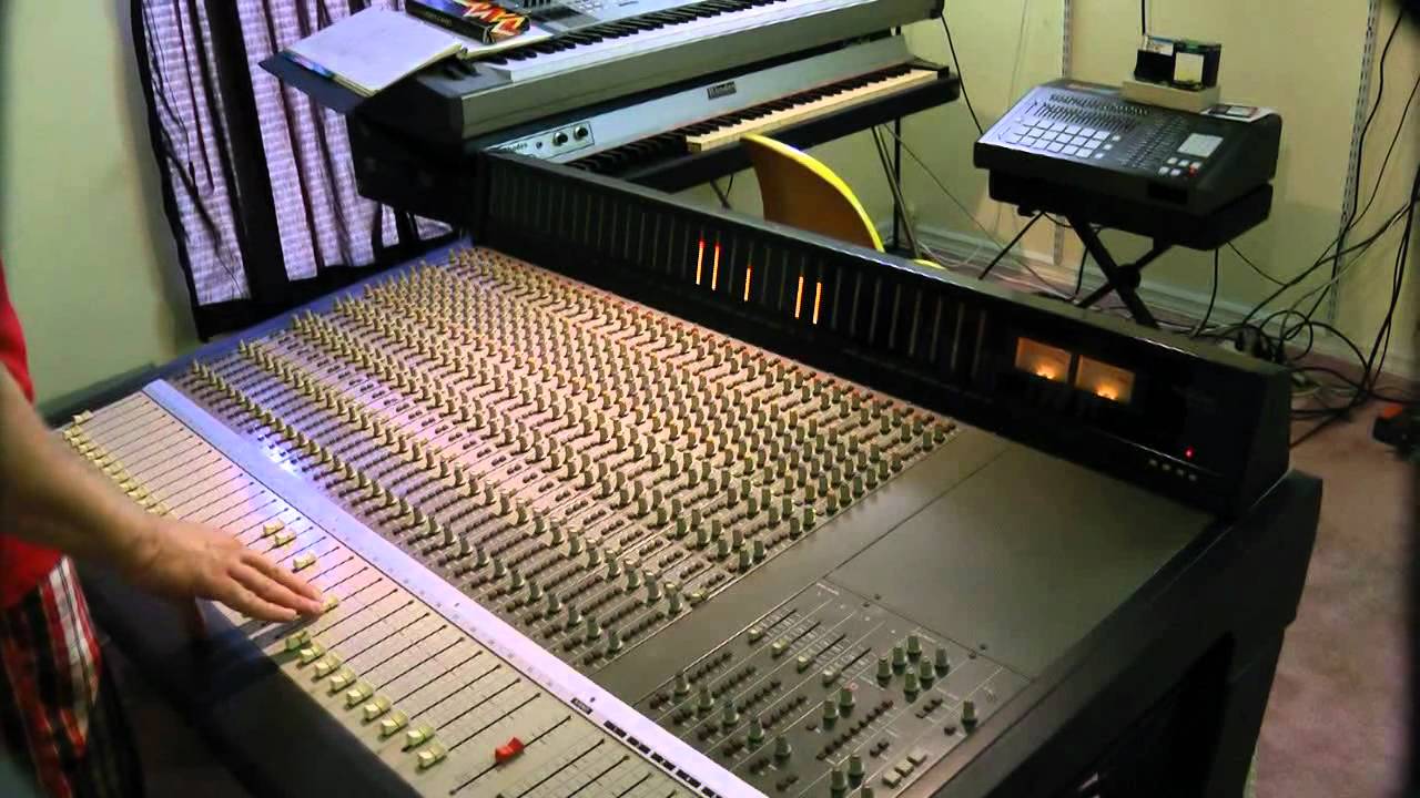 Fun With the Linn-9000 Drum Machine - Sequencer