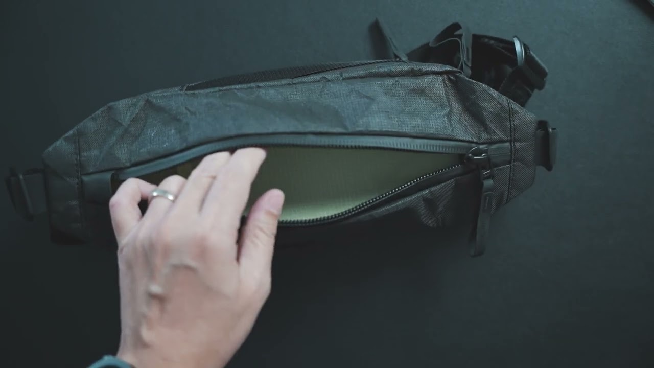 กระเป๋าสลิง 2.5 ลิตร ผ้าโคตรดี  Aer City Sling 2 Ultra