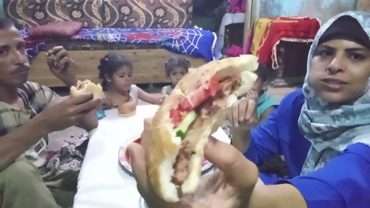 اكلتنا انا وعيالي احلى ام ادم