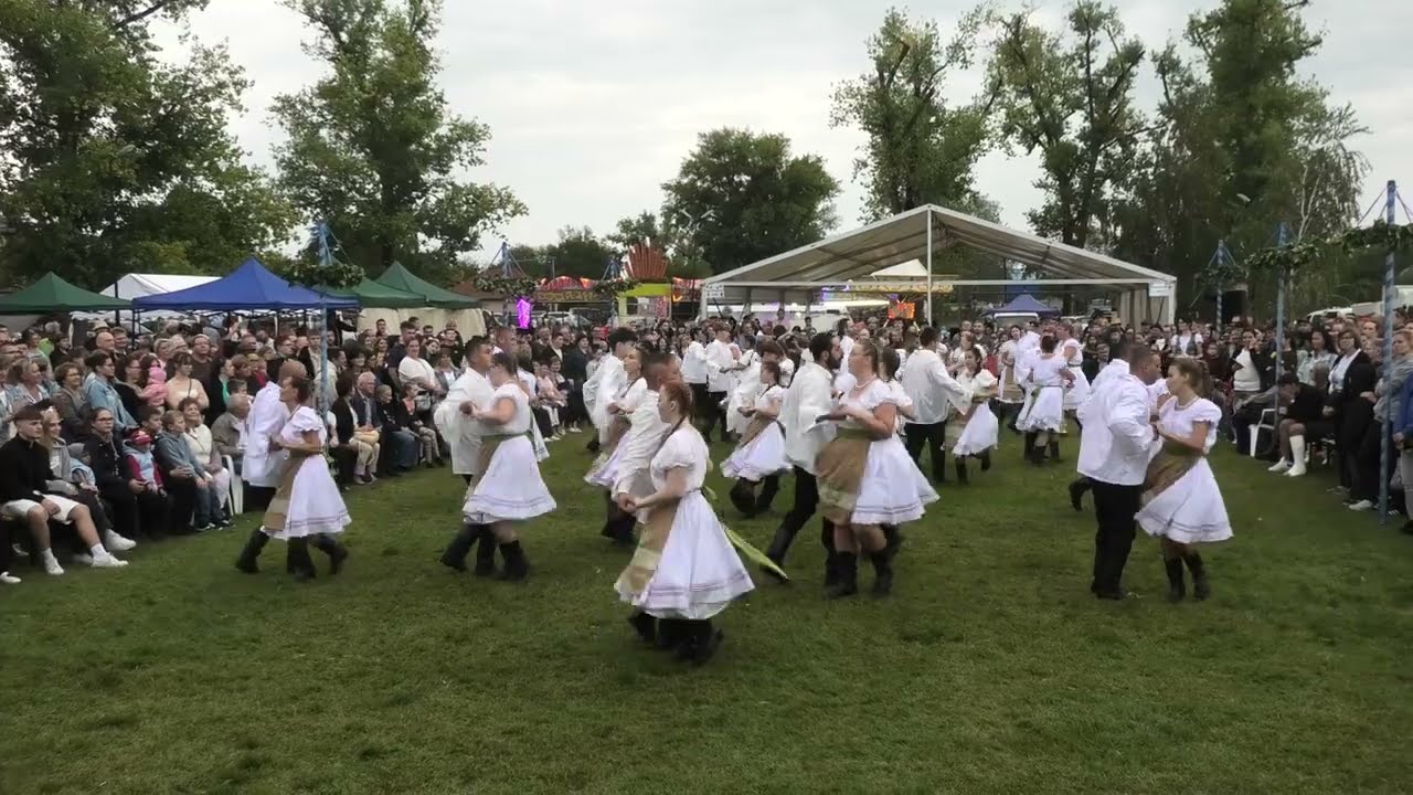 Nyitótánc az Orgoványi falunapon 2025