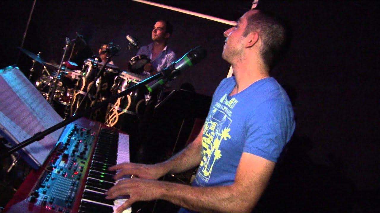 Batucada (Marcos Valle) - live - Vesela Morova, Kalin Zhechev