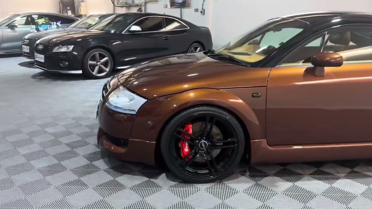 Audi TT custom paint Dubbers sports