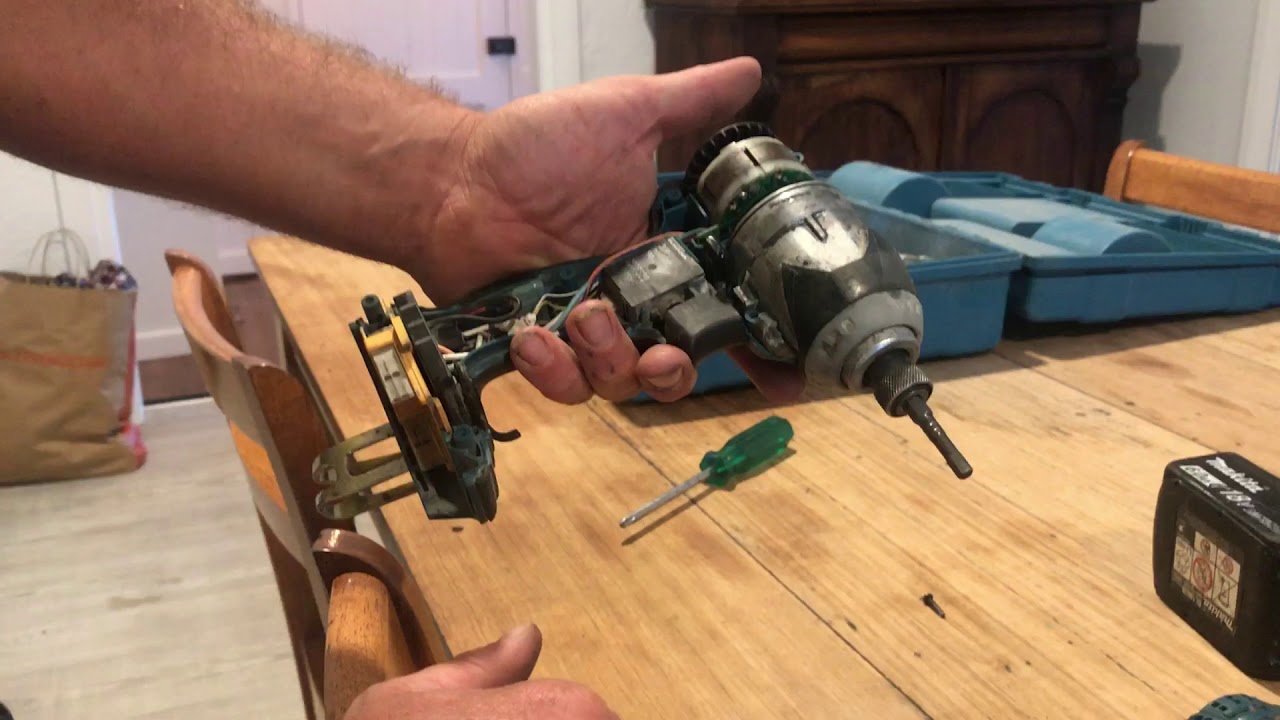 Makita impact driver not working, tear down and fix. Light just flashing. Rotor problem