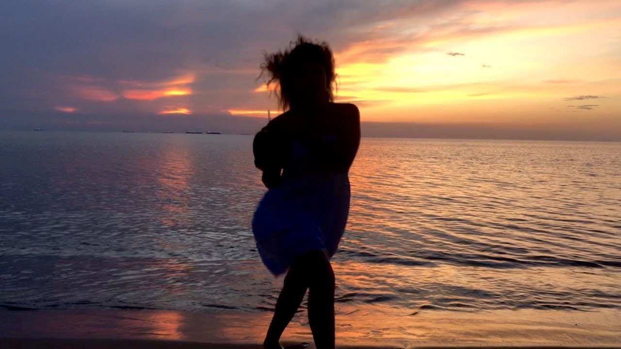 LEXXTER x None LowFi - Aguita de Coco  (Video Oficial)