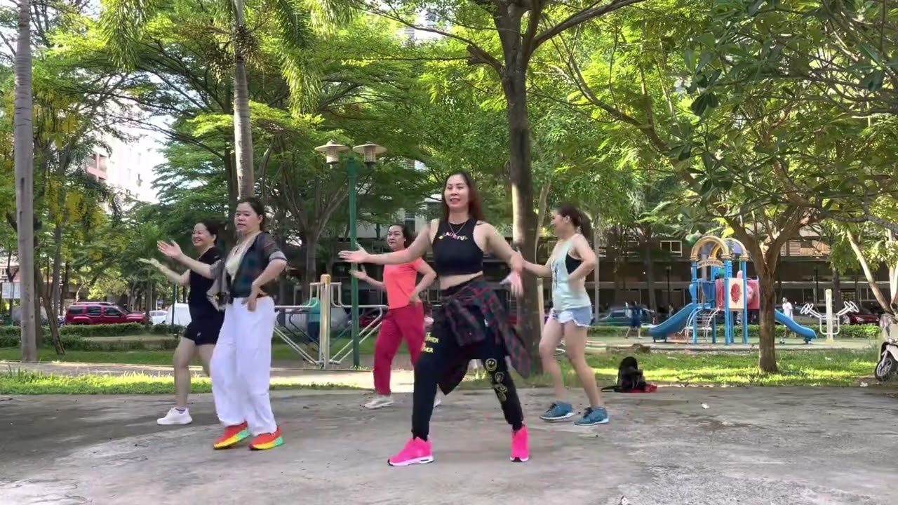 Zin 100 | Cumbia | La Vela | Zumba