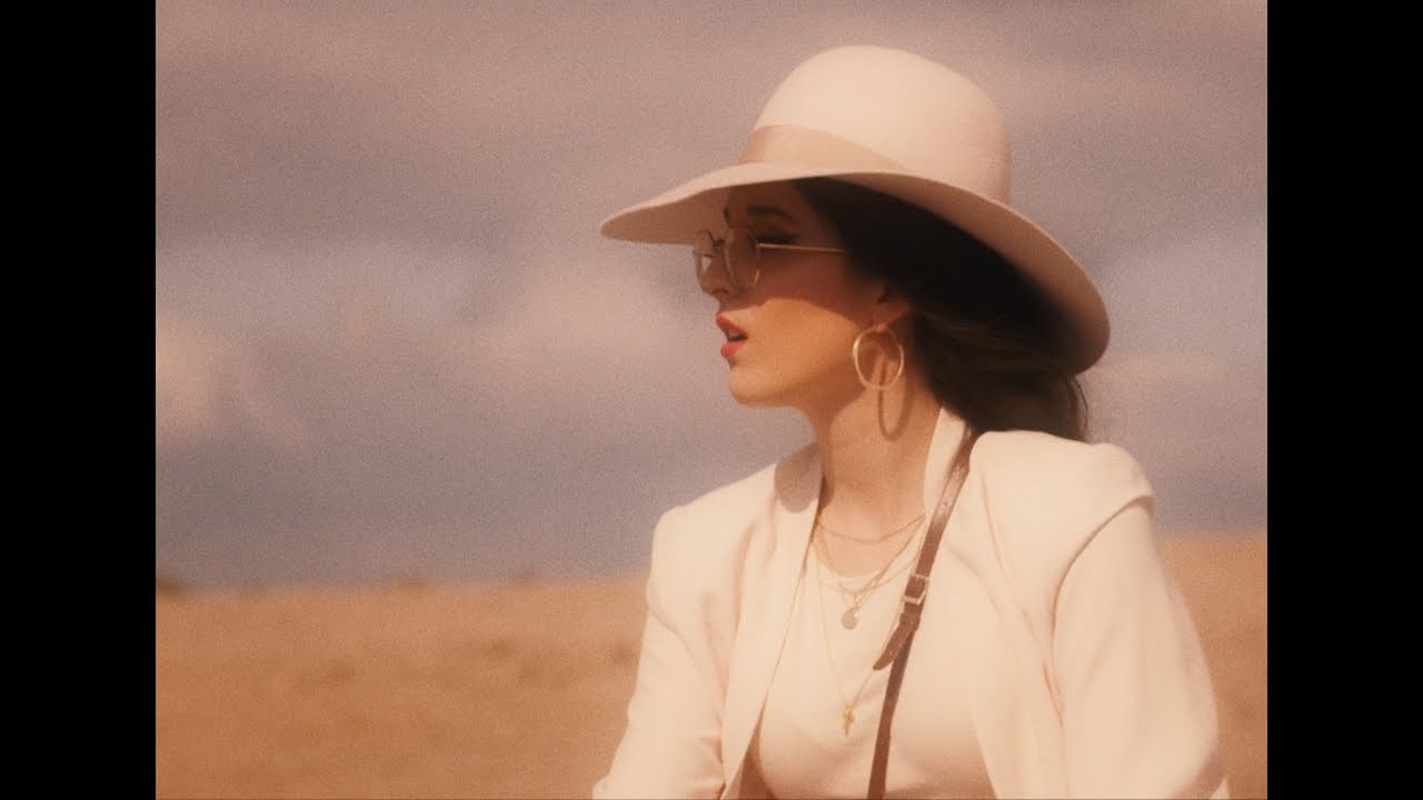 Veronica Fusaro - Beach (Official Video)