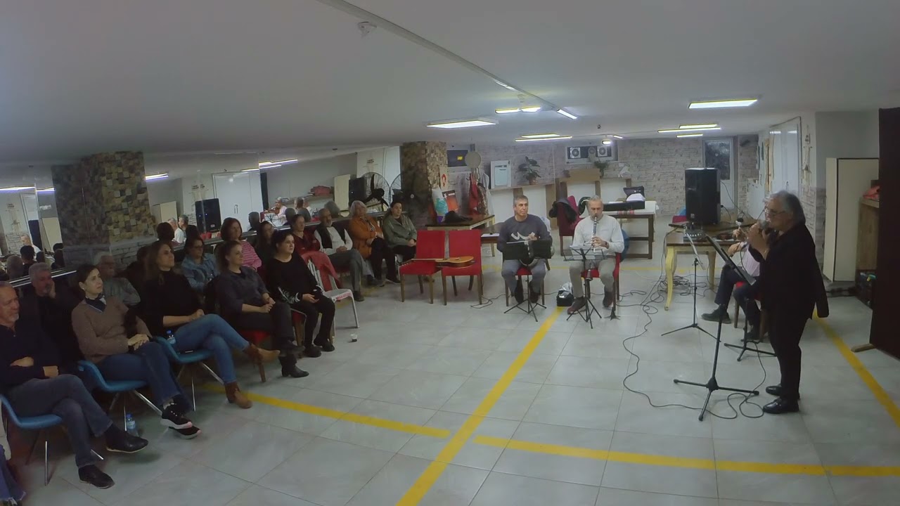 Yalgızam Yalgız